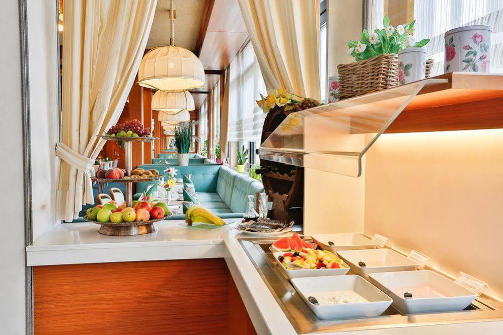 Hotel Arotel Living 3*