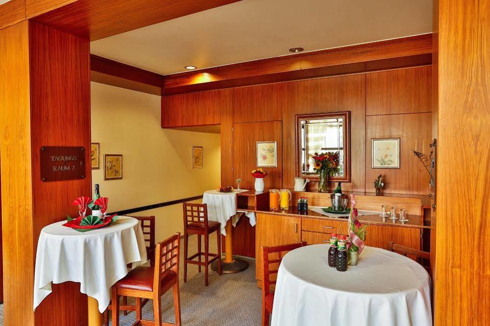 Hotel Arotel Living
