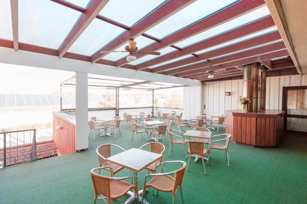 Arotel Living Hotel